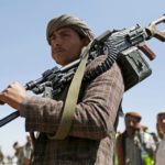 عناصر من ميليشيا الحوثي رشيفية