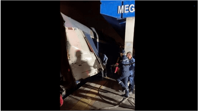 اصدام قطارين في تونس