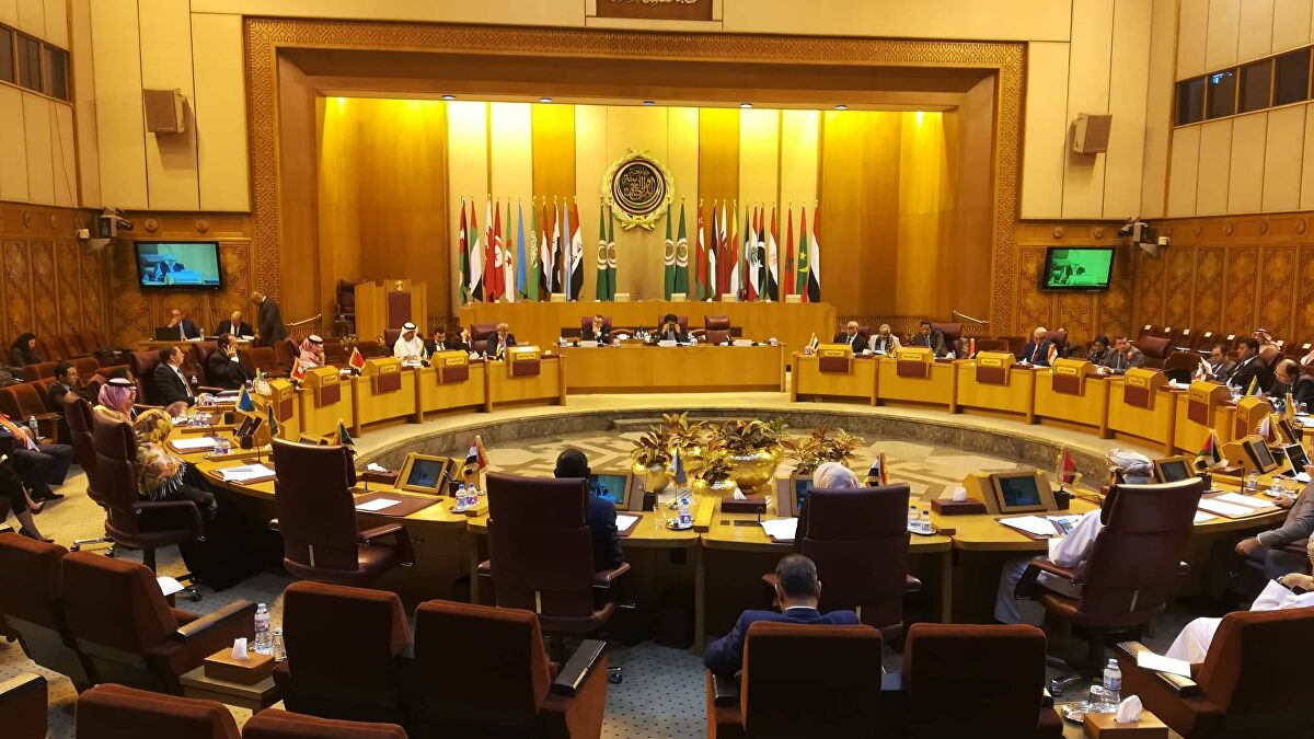 موقف جامعة الدول العربية من إيران