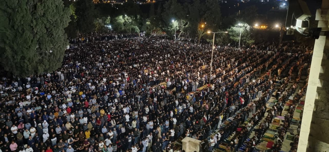 الصلاة في المسجد الأقصى