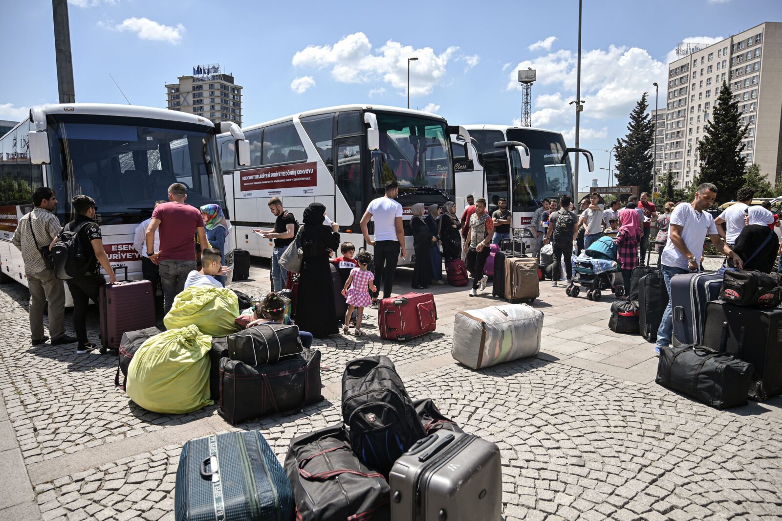 تركيا تمنع سفر السوريين في عيد الأضحى