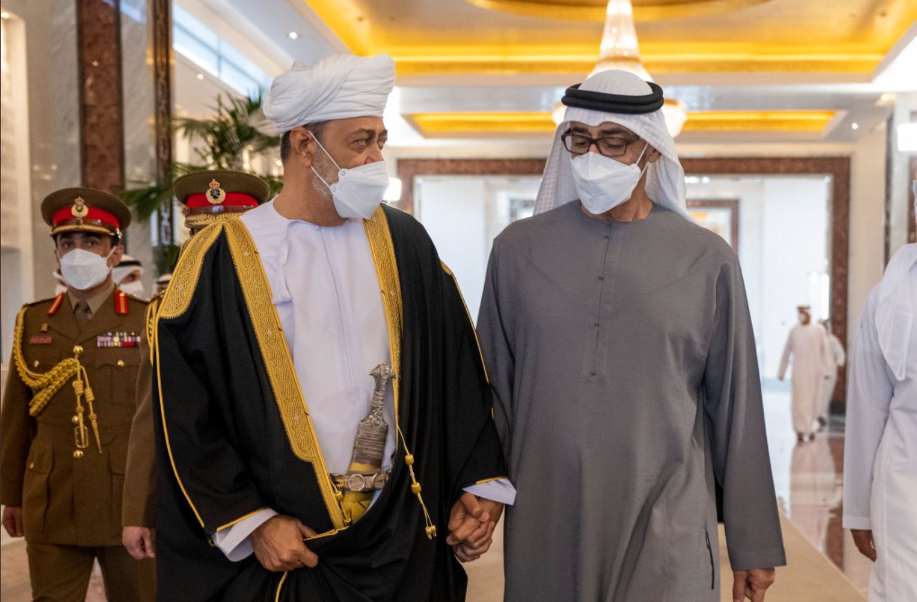 محمد بن زايد في عمان