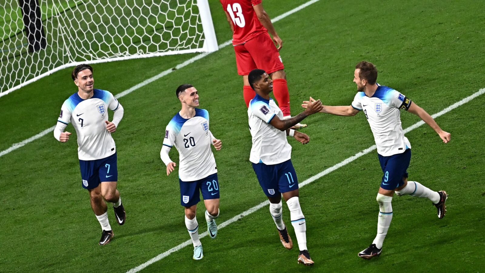 منتحب إيران والمنتخب الإنجليزي
